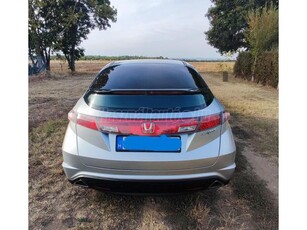 HONDA CIVIC 1.8 Sport