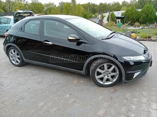 HONDA CIVIC 1.8 Sport