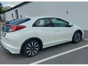 HONDA CIVIC 1.8 Sport Forgalomba helyezés 2014/10