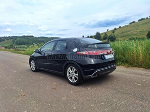 HONDA CIVIC 5D 2.2 i-CTDi EXE