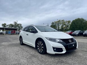 HONDA CIVIC Tourer 1.6 i-DTEC Lifestlye ADAS Navi ÚJSZERŰ ÁLLAPOT/ NAVI/ TÁBLAFELISMERŐ/ VONÓHOROG/ ÜLÉSFŰTÉS/ KÉT KULCS