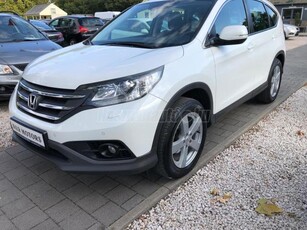 HONDA CR-V 1.6 i-DTEC 2WD Elegance ELSŐ TULAJDONOSTÓL VÉGIG VEZETETT SZERVIZKÖNYV