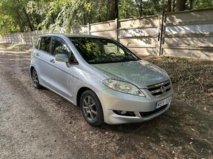 HONDA FR-V 1.7 Entry