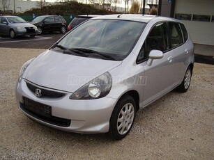 HONDA JAZZ 1.2 LS AC SZÉP KÜLSŐ BELSŐ!TELJESEN ROZSDAMENTES!