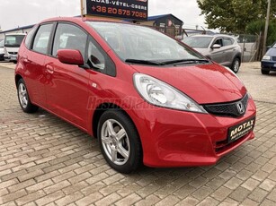 HONDA JAZZ 1.2 S COMFORT 101000KM!1TULAJ!SZKÖNYV!!DIGITKLIMA!GARANCIA!MEGKÍMÉLT SZÉP!