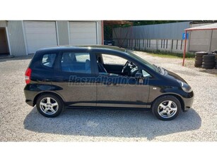 HONDA JAZZ 1.2 S My. 2005 Keveset futott. Friss vizsgával