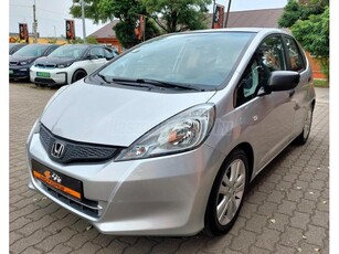 HONDA JAZZ 1.2 Trend SZERVIZKÖNYVES!