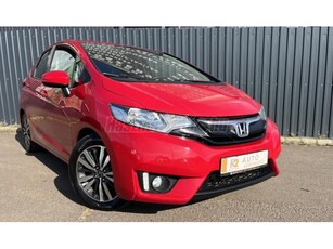 HONDA JAZZ 1.3 Elegance DIGITKLÍMA-TEMPOMAT-NAVI-KAMERA-ÜLÉSFŰTÉS-SÁVTARTÓ-ELSŐ-HÁTSÓ RADAR-AKÁR 2 ÉV GA