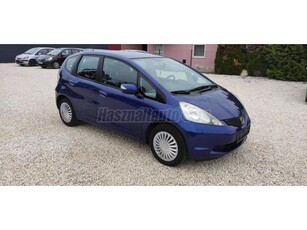 HONDA JAZZ 1.4 Elegance GYÁRI FÉNYEZÉS. TÖRÉSMENTES. ÚJ FÉKBETÉTEK STB