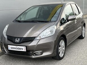 HONDA JAZZ 1.4 Elegance SÉRÜLÉSMENTES///SZERVIZKÖNYVES////