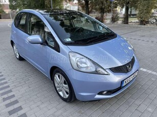 HONDA JAZZ 1.4 Executive (Automata) Panoráma tető