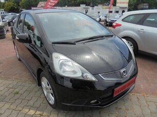 HONDA JAZZ 1.4 Executive EL TŰKŐR BEHAJTÁS T RADAR SPORT VÁLTOZAT 89000 KM SZ KŐNYV