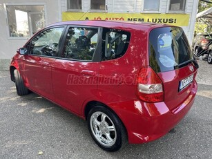 HONDA JAZZ 1.4 LS My. 2005 ITT és MOST AKCIÓ!!! KLIMA/TÉLI GUMIGARNITÚRA