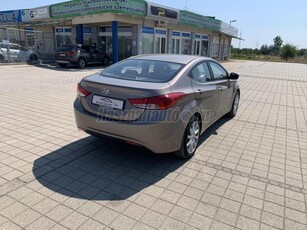 HYUNDAI ELANTRA 1.6i Comfort GYÖNYÖRŰ.122.000-KM!!!!