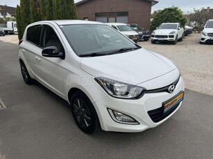 HYUNDAI I20 1.25 Go! Brasil S.MENTES V.SZ.KÖNYV LED TEMPOMAT ESP BŐR MULTIKORMÁNY 126E KM