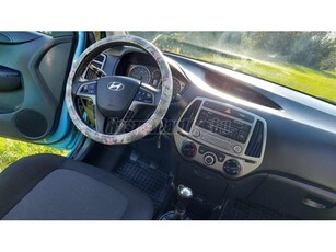 HYUNDAI I20 1.25 Life AC