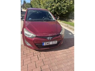 HYUNDAI I20 1.4 Go! Brasil Sport 1.2 Go!Brazil Sport