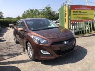 HYUNDAI I30 1.4 CRDi Business 87000 KM!