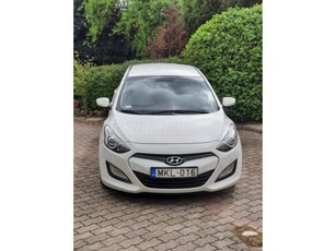 HYUNDAI I30 1.4 CRDi Life