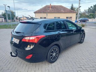 HYUNDAI I30 1.4 CRDi Life Érvényes magyar okmnyokkal Egyszerre vihető