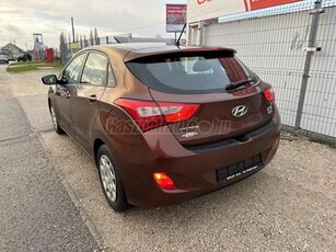 HYUNDAI I30 1.4 CRDi Life FRISS VIZSGA. SZÉP ÁLLAPOT.CSERE IS