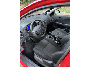 HYUNDAI I30 1.4 DOHC Classic