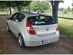 HYUNDAI I30 1.4 DOHC Classic PLUS