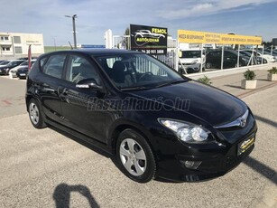 HYUNDAI I30 1.4 DOHC Comfort PLUS Megkímélt! Vezetett szervizkönyv!