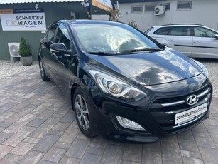 HYUNDAI I30 1.4 MPi ISG Business Life NAVIGÁCIÓ.KORMÁNY ÉS ŰLÉSFŰTÉS.TOLATÓKAMERA