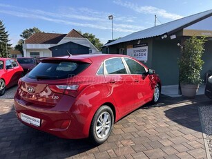 HYUNDAI I30 1.4i Business Tolatóradar.Led