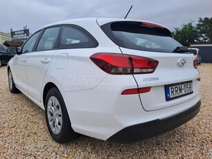 HYUNDAI I30 1.6 CRDi MP Life / ÁFÁS / MAGYARORSZÁGI / 1 TULAJ / SZERVÍZKÖNYV / GARANCIA /