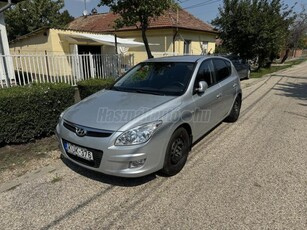 HYUNDAI I30 1.6 DOHC Premium