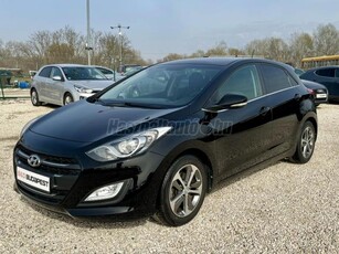 HYUNDAI I30 1.6 GDi Style Gyári Fényezés-Navi-Kamera-Radar-Digitklíma-Vonóhorog-Frissen szervizelve