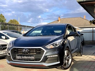 HYUNDAI I30 1.6 T-GDi Coupe. 186Le! 80.000Km!!Navigáció.Tolatókamera.Bi-xenon.Ülés-kormányfűtés!