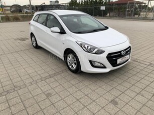 HYUNDAI I30 CW 1.6 GDi Comfort KITŰNŐ.1.TUL.SZ. KÖNYV!!!!!