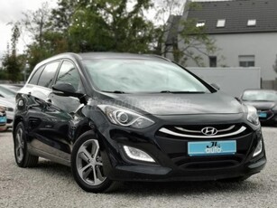 HYUNDAI I30 CW 1.6 GDi ISG Comfort Kevés km+Limitált belső+Ülésfűtés+Tempomat+++