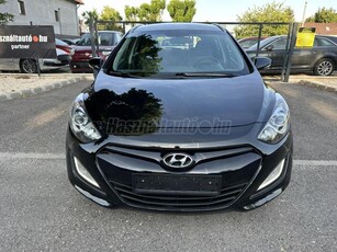 HYUNDAI I30 CW 1.6 GDi Style Fifa WorldCup Edition!Navi!Ülésfűtés!Tolatókamera!