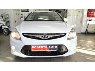 HYUNDAI I30 i30u CW 1.6 CRDi LP Comfort 2 Év Friss Műszakival.Szervizkönyv.Leinformálható.Megkímélt