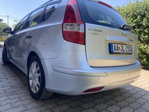 HYUNDAI I30 i30u CW 1.6 CRDi LP Life