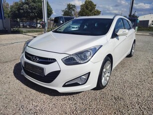 HYUNDAI I40 1.7 CRDi HP Comfort (Automata) gyöngyház fehér / vonóhorog / tolatóradar / tempomat