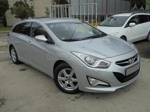 HYUNDAI I40 1.7 CRDi HP Premium ÜLÉS FŰTÉS.KULCS NÉLKÜLI.TEMPOMAT.8XALUFELNI.PARKRADAR!!!!