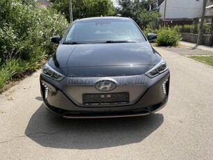 HYUNDAI IONIQ electric Comfort Navi (Automata) HŐSZIVATTYÚ. SZERVIZKÖNYV