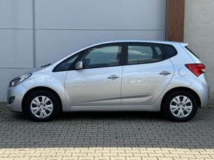 HYUNDAI IX20 1.4 DOHC Style / ÜLÉSFŰTÉS / 88 E. KM / VEZETETT SZERVIZKÖNYV /