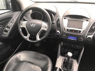 HYUNDAI IX35 2.0 CRDi HP Premium 4WD Panorámatető. Bőr. Navigáció. 184LE