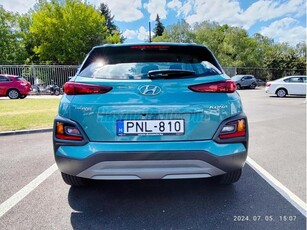 HYUNDAI KONA 1.0 T-GDi Premium + 4 db téli gumi lemezfelnin gyári TPMS szenzorokkal. Magánszemélytől