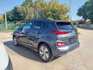 HYUNDAI KONA EV 39kWh Comfort Plus GYÁRI GARANCIA. SÉRÜLÉSMENTES. NAGY NAVI. KRELL HIFI. ÜLÉSFŰTÉS.ÁFÁS