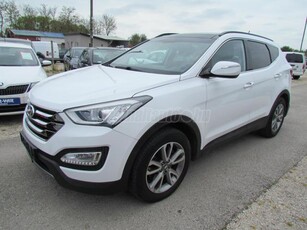 HYUNDAI SANTA FE 2.2 CRDi Premium 2WD [7 személy] Tulajtól