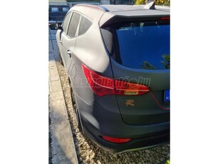 HYUNDAI SANTA FE Sport 2.0T