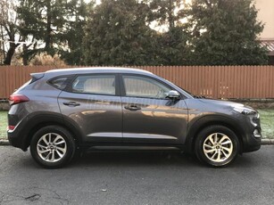 HYUNDAI TUCSON 1.7 CRDi Life ÚJKORA ÓTA MAGYARORSZÁGI! KÉT ZÓNÁS DIGITÁLIS KLÍMA! 6 SEBESSÉGES!