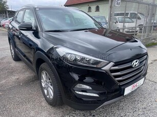 HYUNDAI TUCSON 2.0 CRDi LP Go! 4WD (Automata) 47.000KM VÉGIG VEZETETT SZERVIZKÖNYV NAVI ÜLÉSFŰTÉS TEMPOMAT